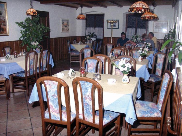 Hotel Drei Koenige Neckarbischofsheim Extérieur photo